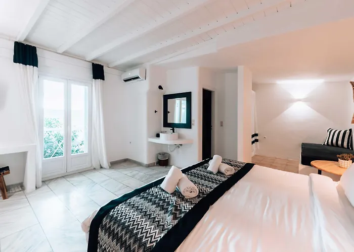 Mr & Mrs White Mykonos Platys Gialos (Mykonos)