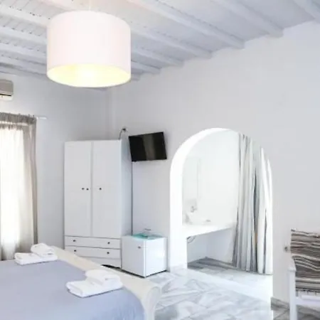 Mr & Mrs White Mykonos