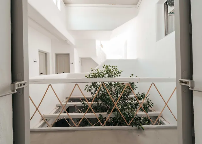 Mr & Mrs White Mykonos Πλατύς Γιαλός