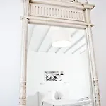 Mr And Mrs White Mykonos 4*