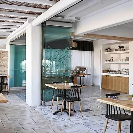Mr And Mrs White Mykonos Hotel 4*