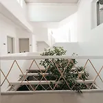 Mr And Mrs White Mykonos Πλατύς Γιαλός