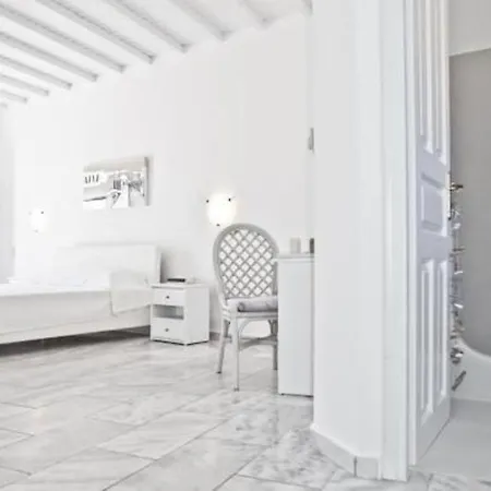 Mr & Mrs White Mykonos Platys Gialos (Mykonos)