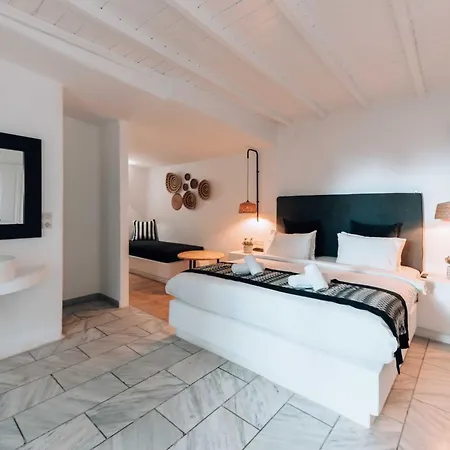Mr & Mrs White Mykonos Hotel 4*